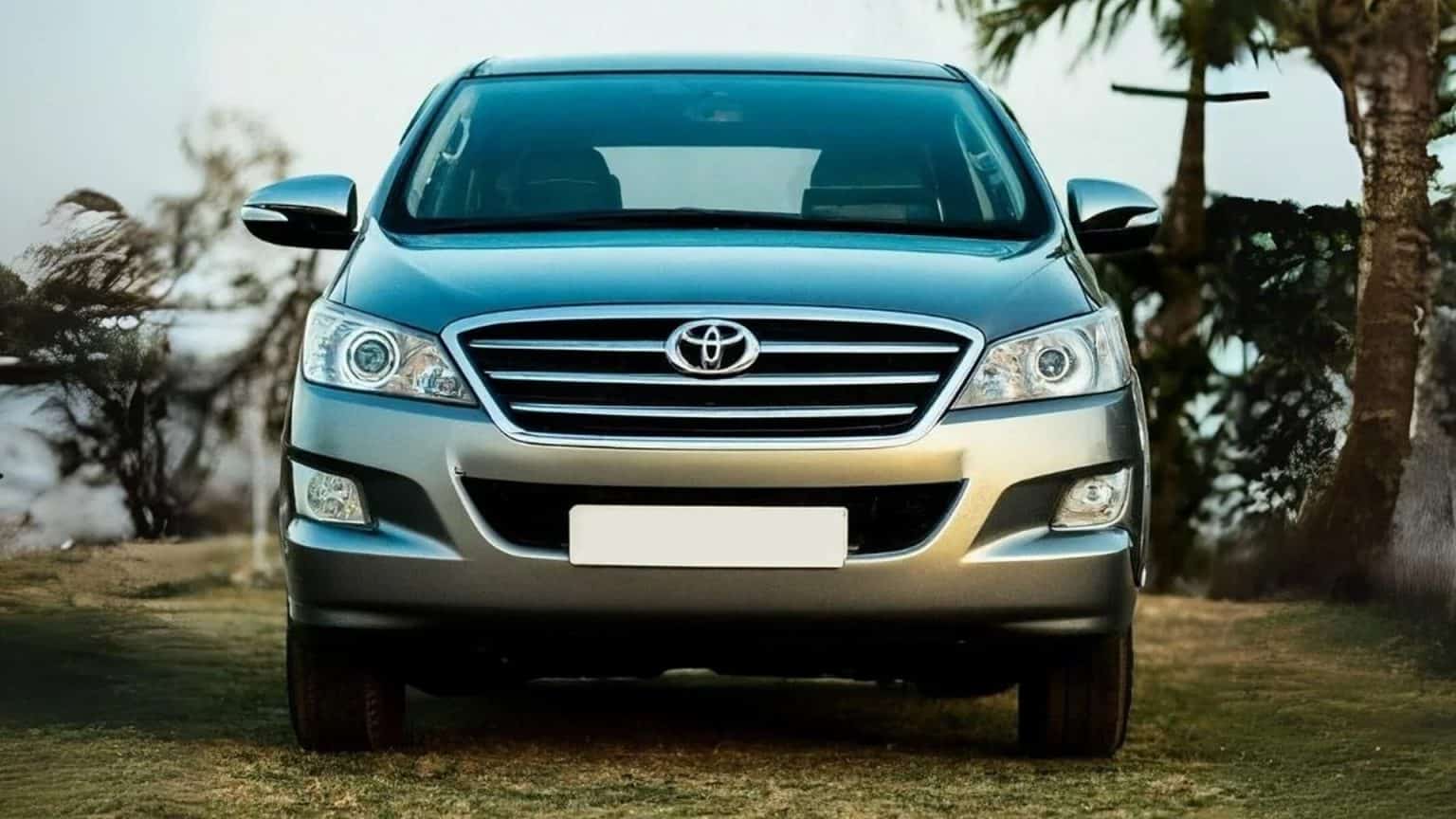 Innova is the perfect to travel for long and family trip to enjoy the trip with madurai cab booking